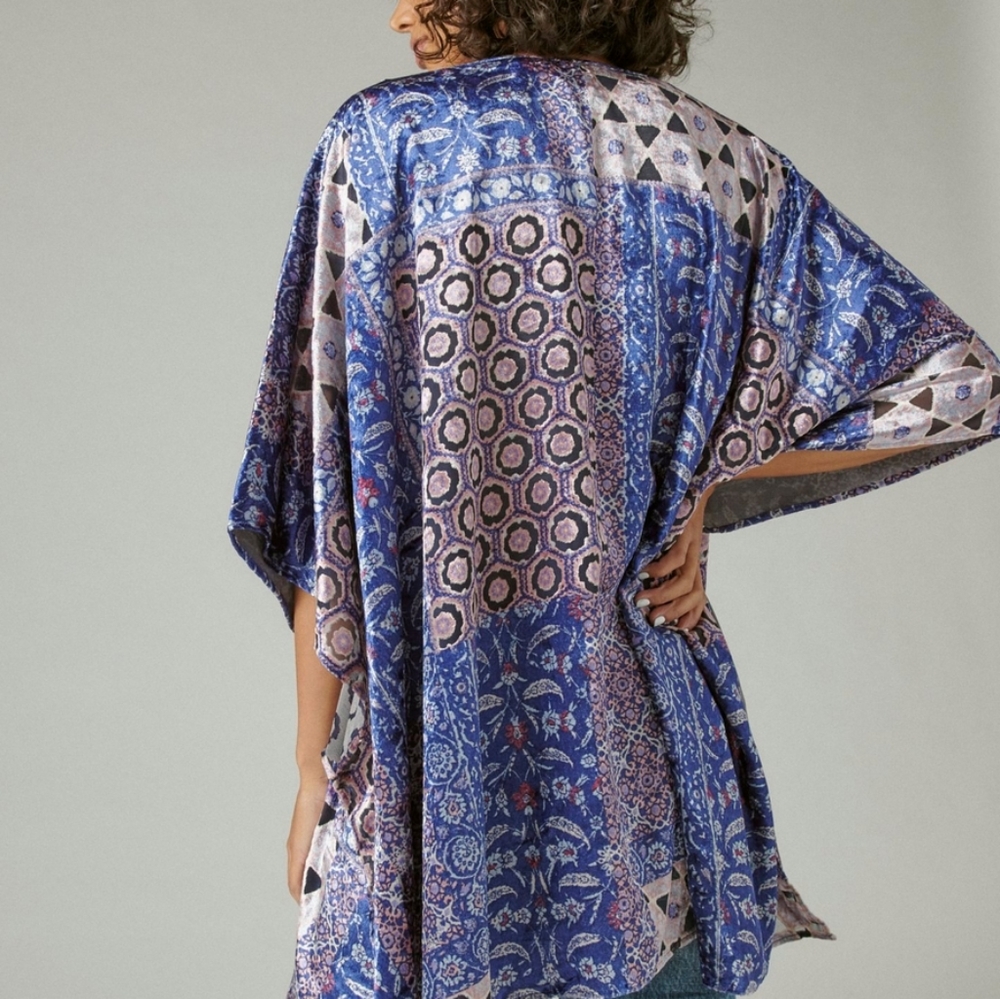 Velvet Sheer Waterfall Shrug - Picture 5 of 15